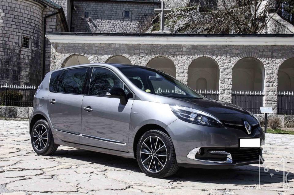 Car rental in Tivat Airport