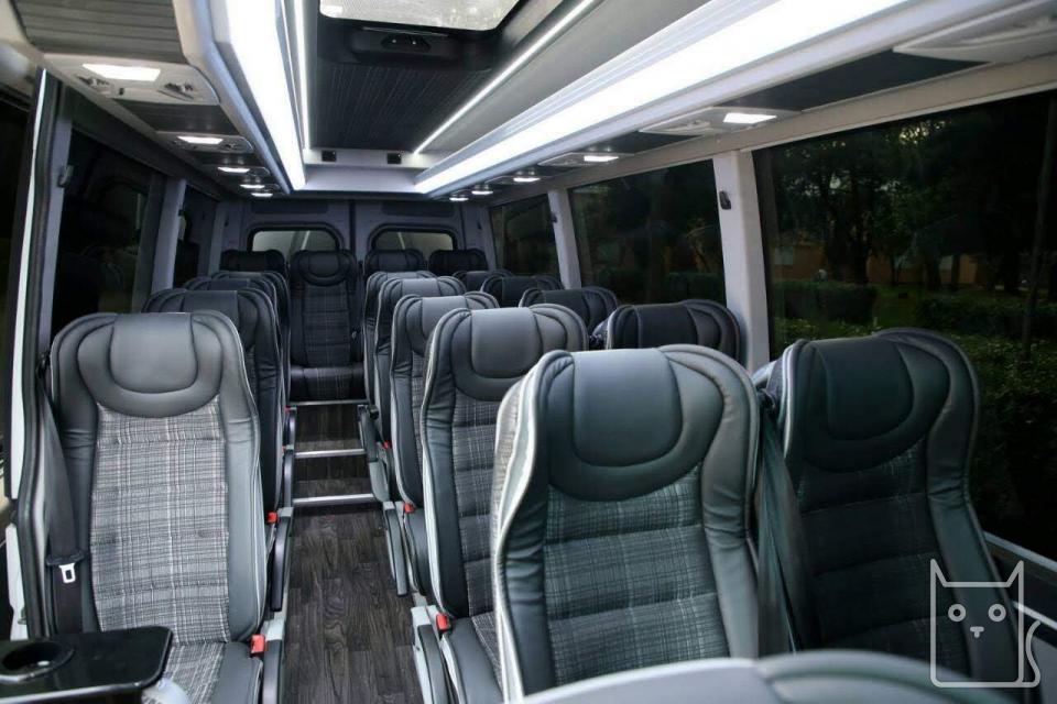 Rent buses and minibuses in Petrovac with a driver