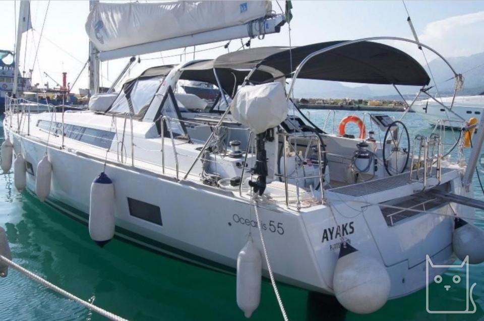 Yacht and Boat Charter in Petrovac (Montenegro)